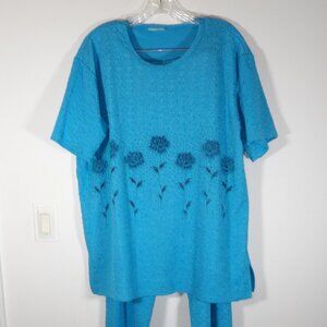 Women's Blue Knit Pants and Top One Size Has Rose on Front